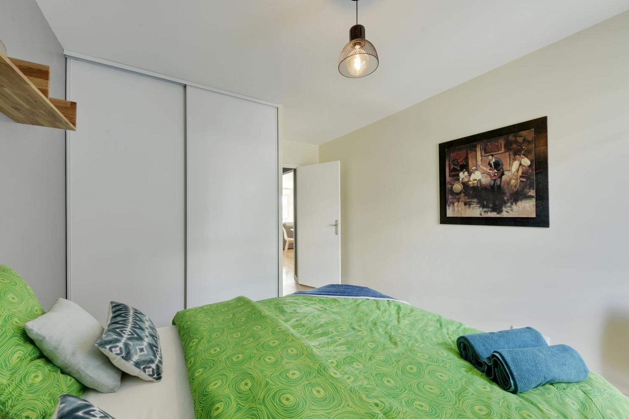 Chic Apartment With Superb View Of The Eiffel Tower Saint-Denis  Extérieur photo