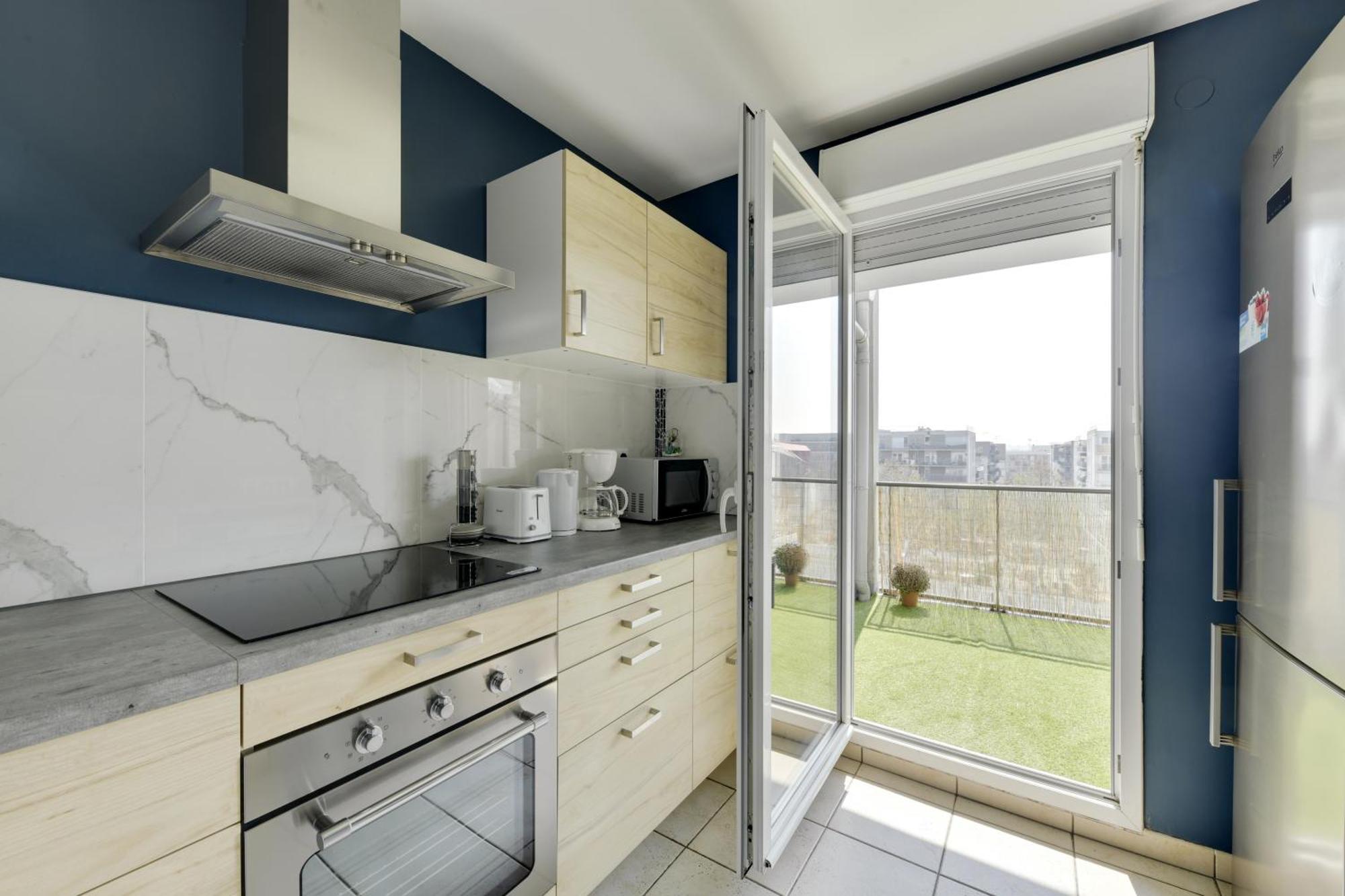 Chic Apartment With Superb View Of The Eiffel Tower Saint-Denis  Extérieur photo